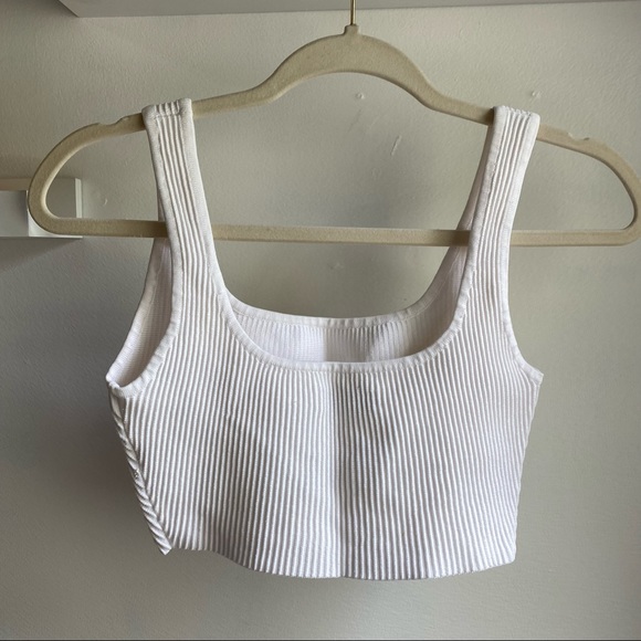 Aritzia babaton sculpt knit tank white xs - Picture 4 of 7